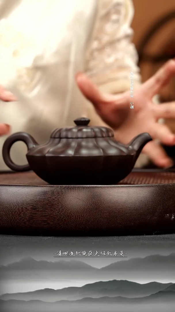 茶壶紫砂19 黑墩头筋纹合菱