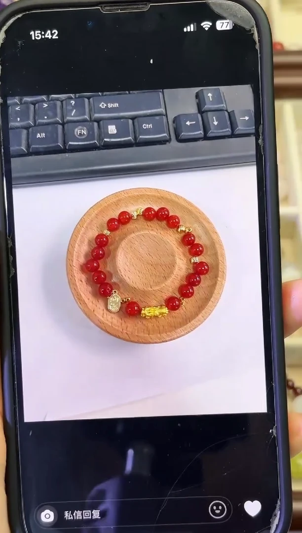 未镶嵌手链水晶红玛瑙8mm，17手围松一点