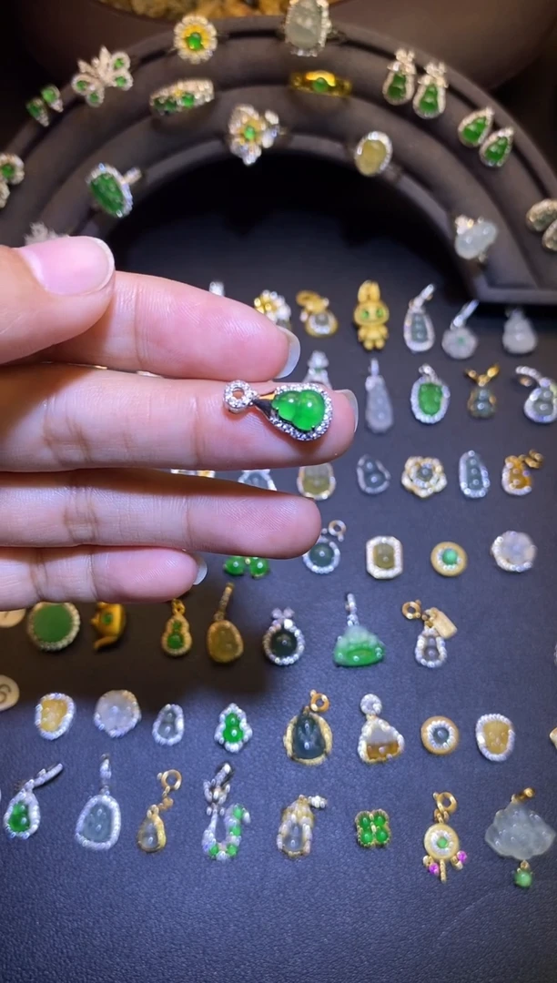 吊坠(不含链)银S925镶嵌翡翠1