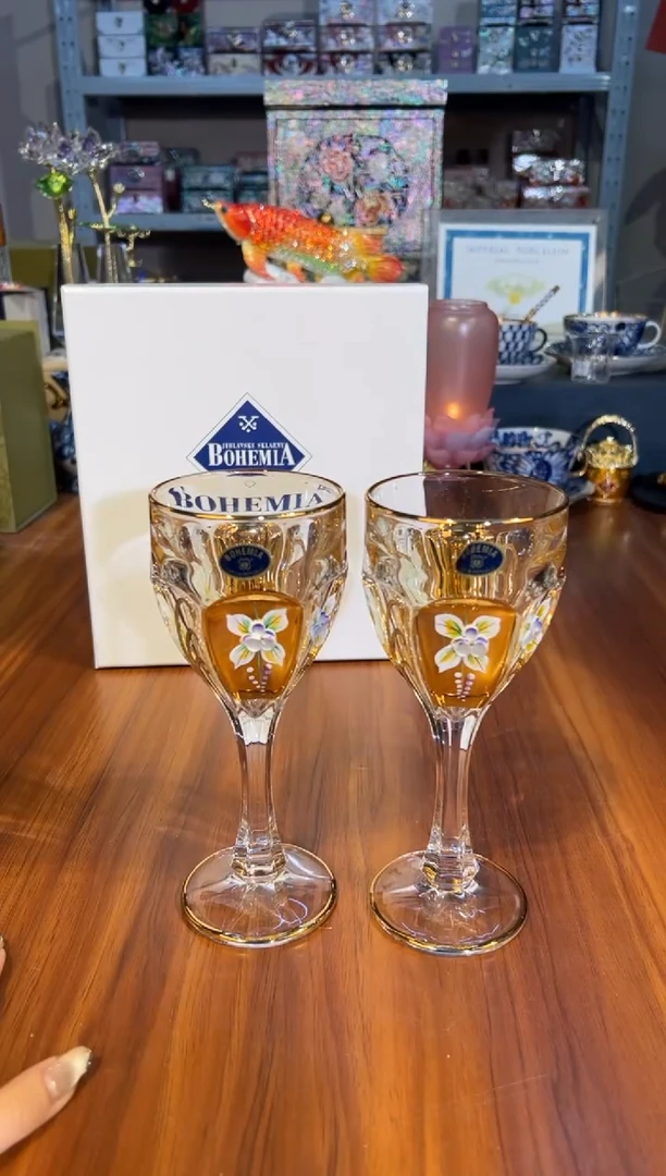 197波西米亚红酒杯（花）