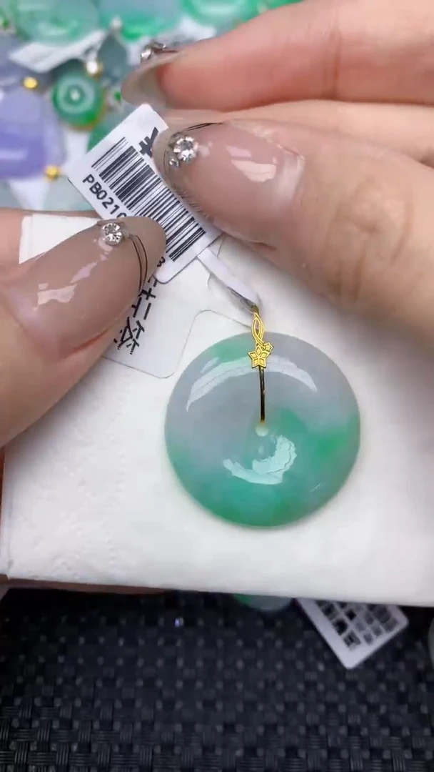 颈饰18K金镶嵌翡翠天然缅甸翡翠a货百元以上9元证书费自理