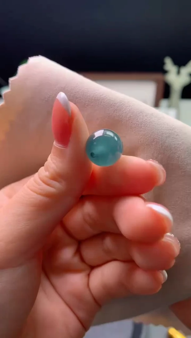 翡翠未镶嵌颈饰0214204606