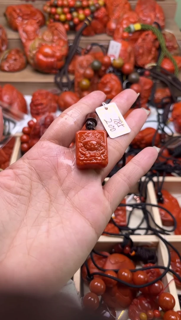 【闪购商品】南红玛瑙珠宝奇石未镶嵌785