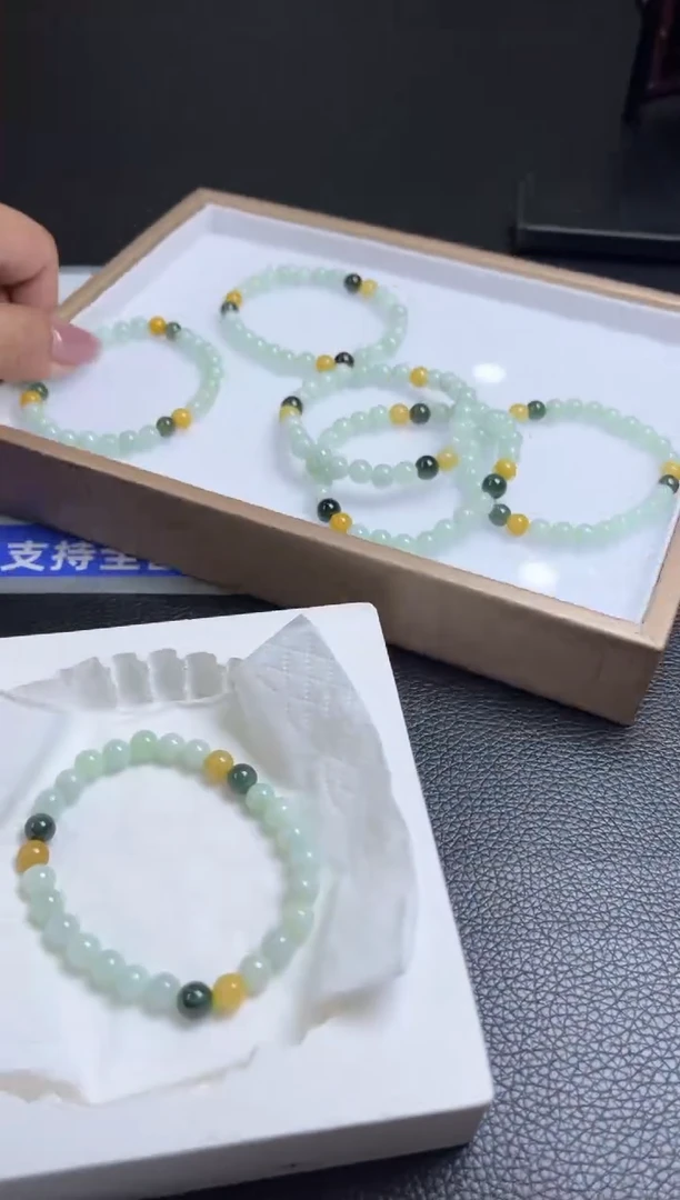 【闪购商品】翡翠手链未镶嵌M85 多样性发一件/