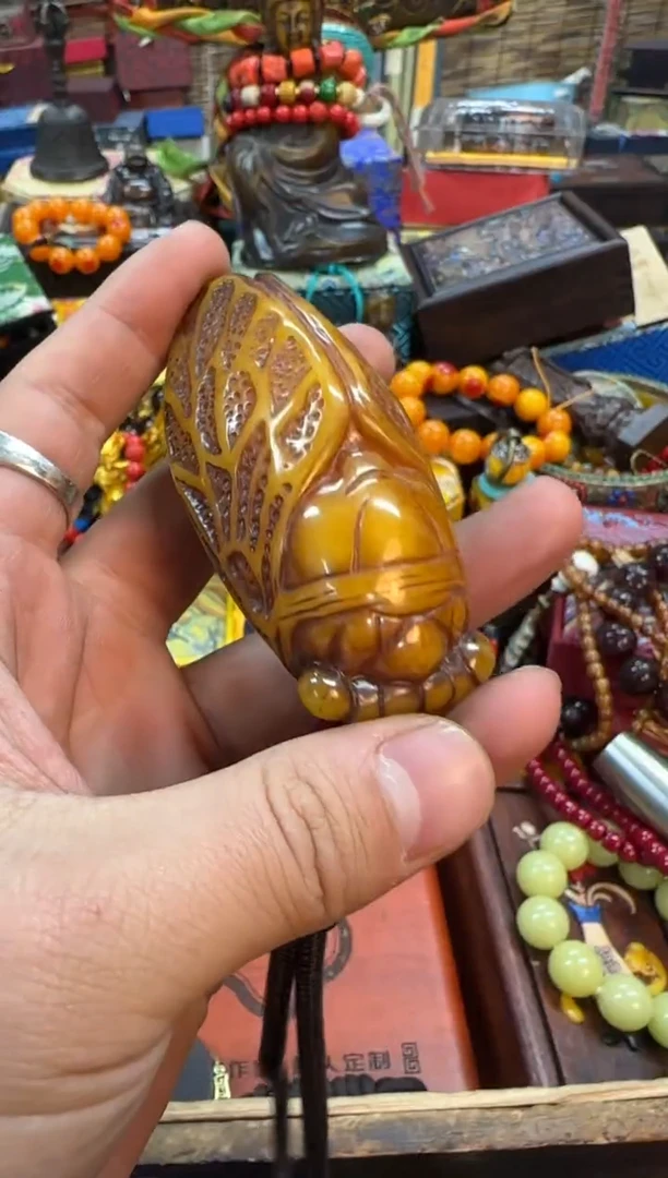 【闪购商品】蜜蜡裸石未镶嵌推荐好物如图所示