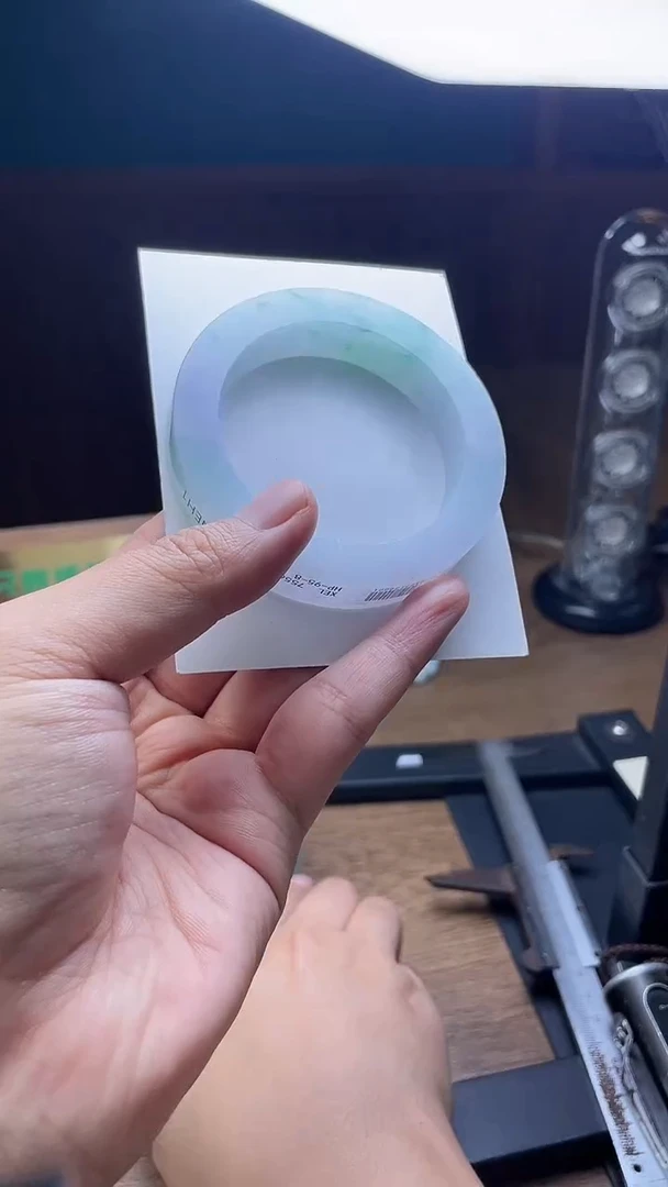 未镶嵌手镯定制翡翠皮*定制