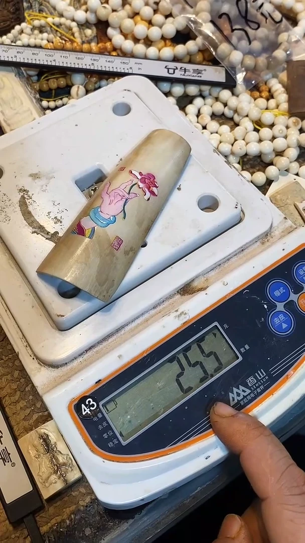 泥塑小把玩件摆件