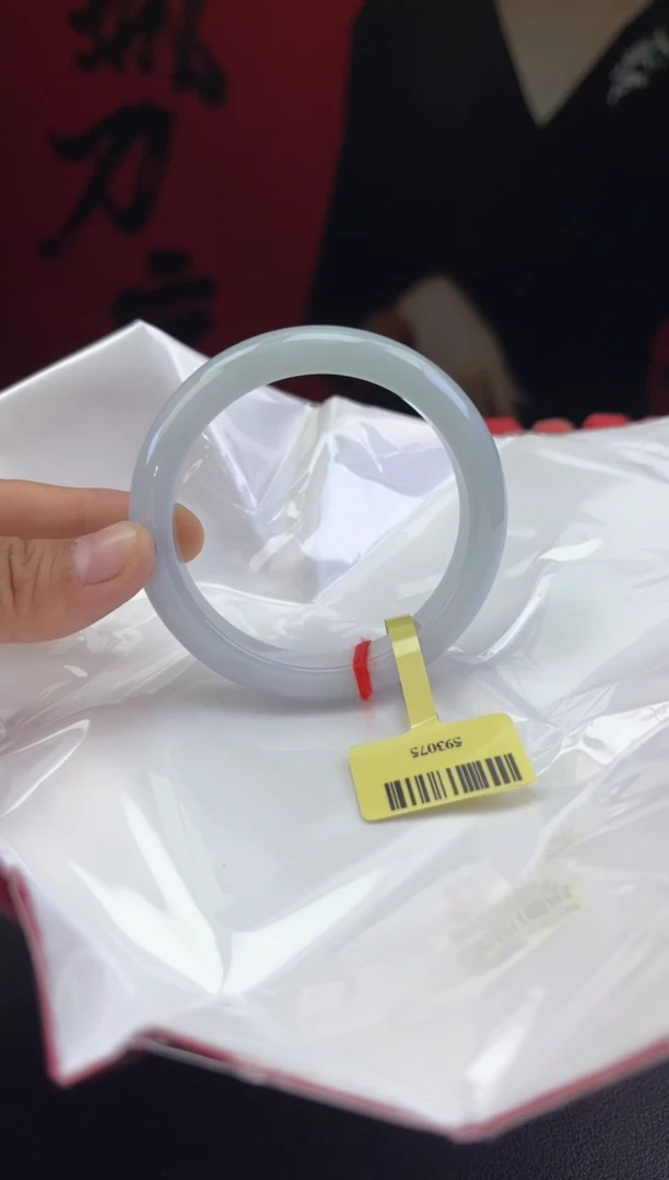 【闪购商品】翡翠手镯未镶嵌1翡翠手镯