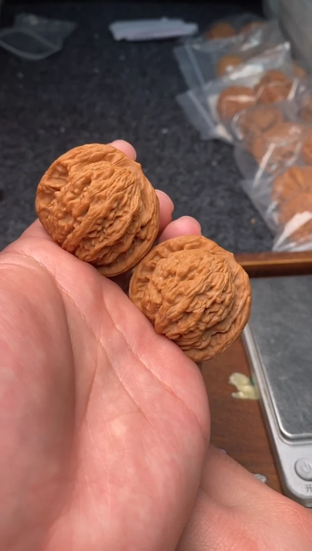 【闪购商品】文玩核桃把件G256号40尺虎头