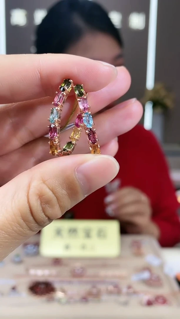 【闪购商品】碧玺耳饰银S925镶嵌耳饰