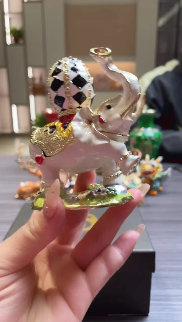 珐琅彩七宝烧首饰盒