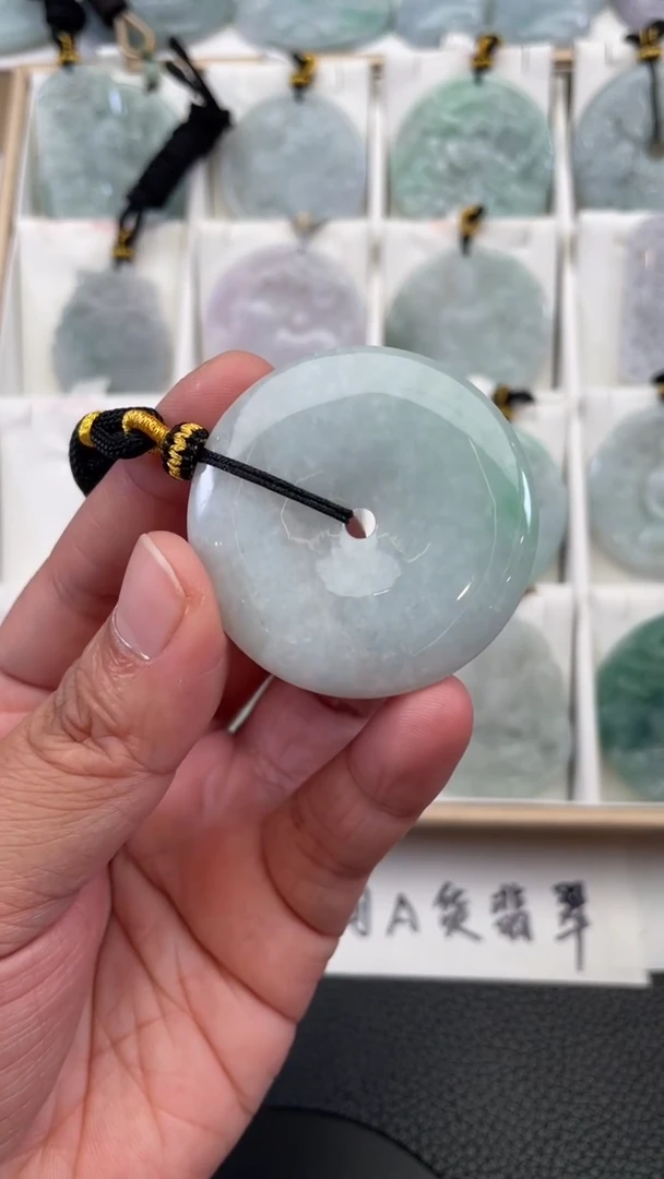 颈饰未镶嵌翡翠天然缅甸翡翠A货246