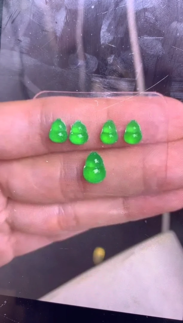 定制翡翠未镶嵌k****n毛货
