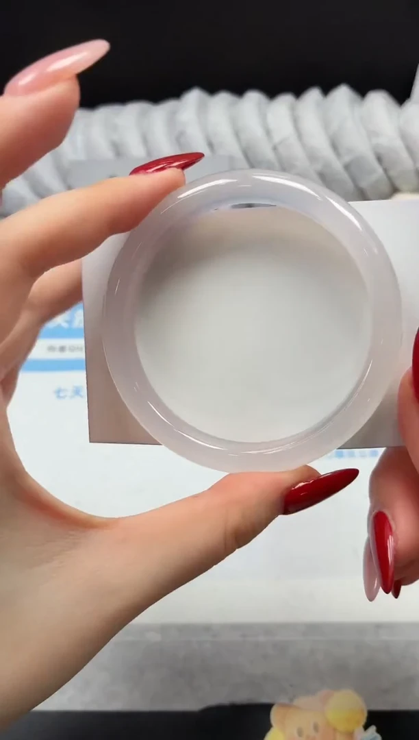 未镶嵌手镯石英质玉25/荔枝60.7