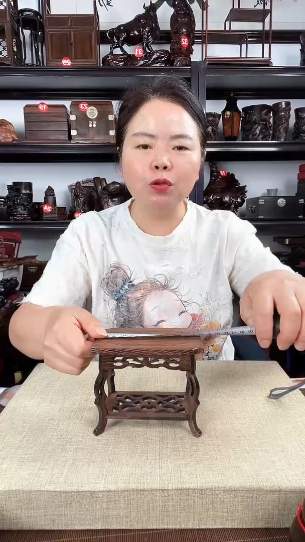 木新海马几老李红木工艺品