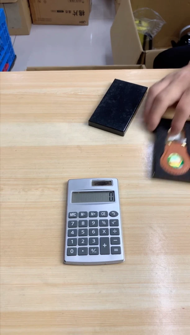 默认微瑕，no退no换，介意勿拍