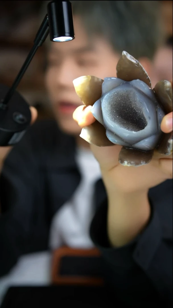 未镶嵌玛瑙摆件玛瑙莲花D109