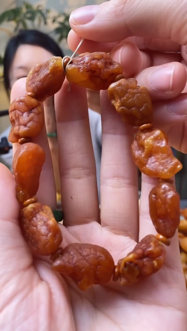 【闪购商品】琥珀手串未镶嵌手串