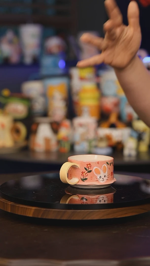 【闪购商品】摆件景德镇釉下彩绘设计师款式陶瓷
