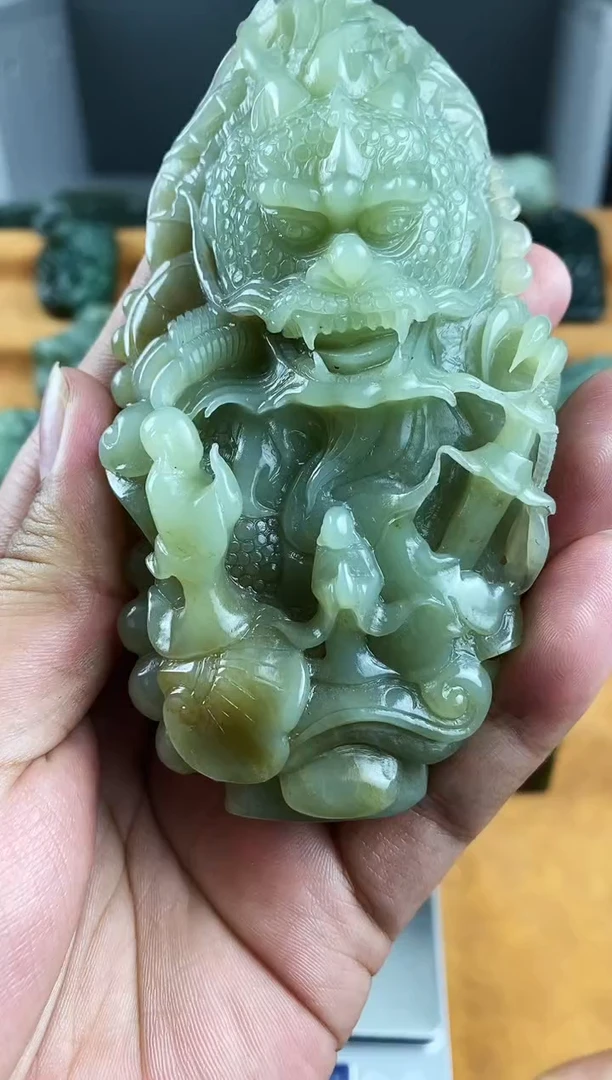 未镶嵌和田玉把件1