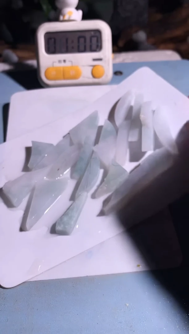 吊坠(不含链)未镶嵌翡翠之**安P352