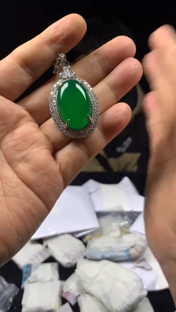 满色吊坠 所见即所得！！