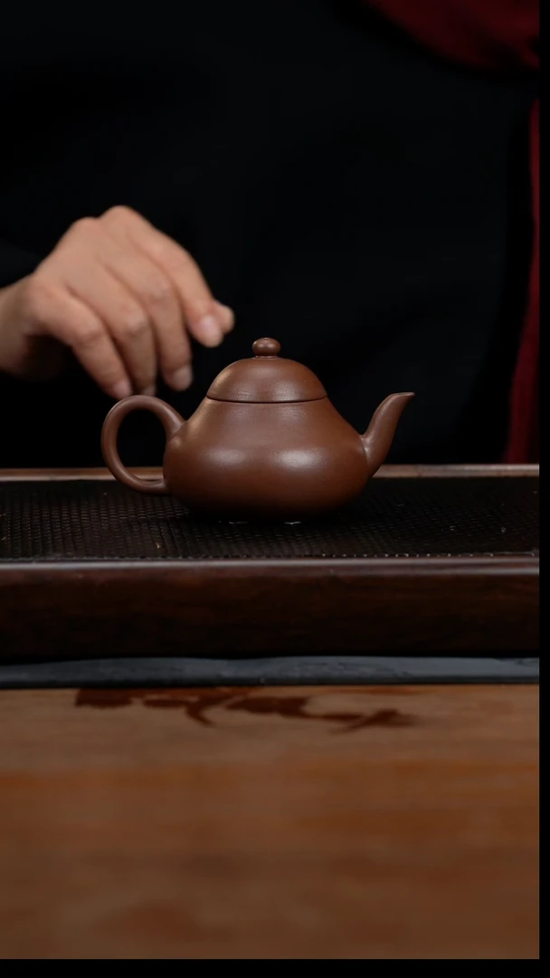 茶壶紫砂170cc黄龙山原矿紫泥梨形19