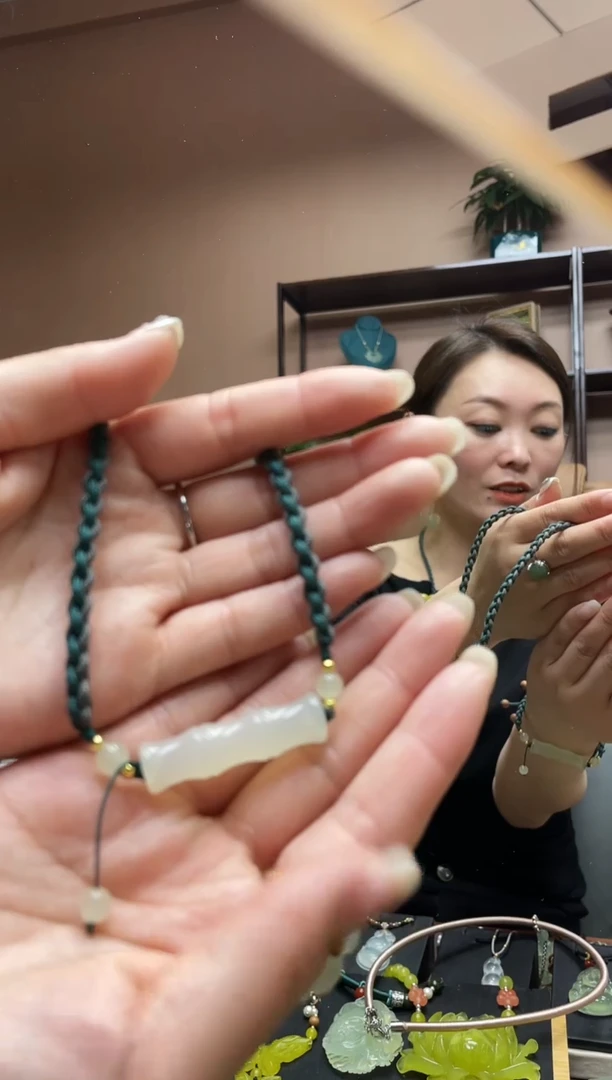 【闪购商品】岫玉吊坠未镶嵌·