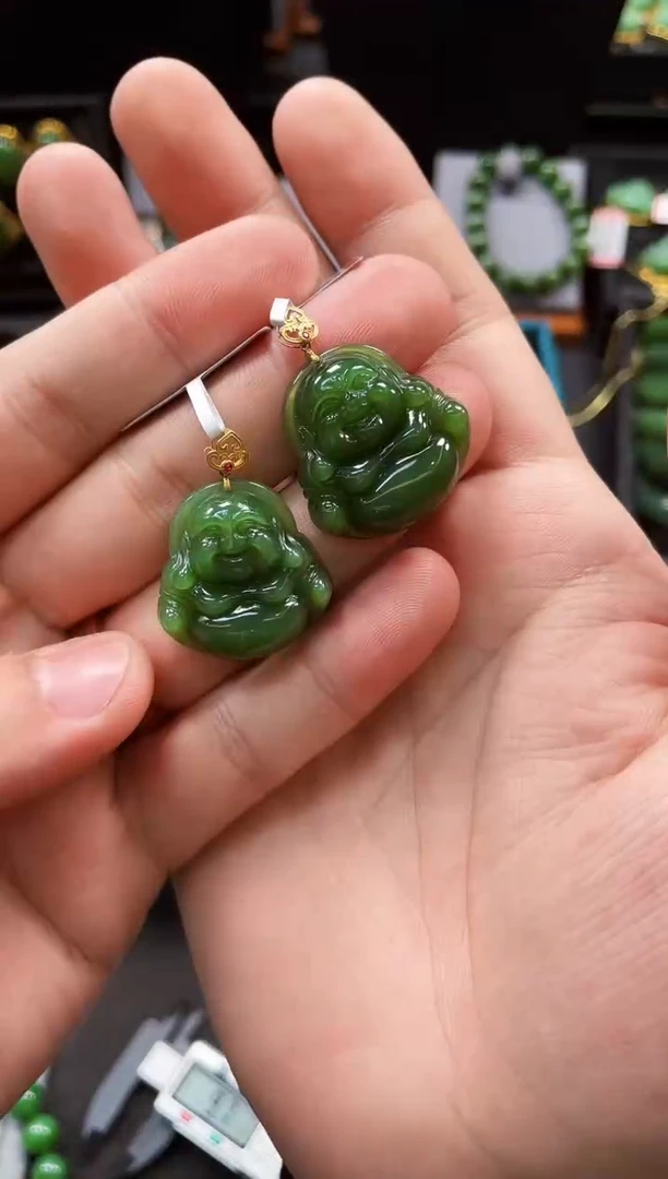 【闪购商品】和田玉吊坠18K金镶嵌多样性发一