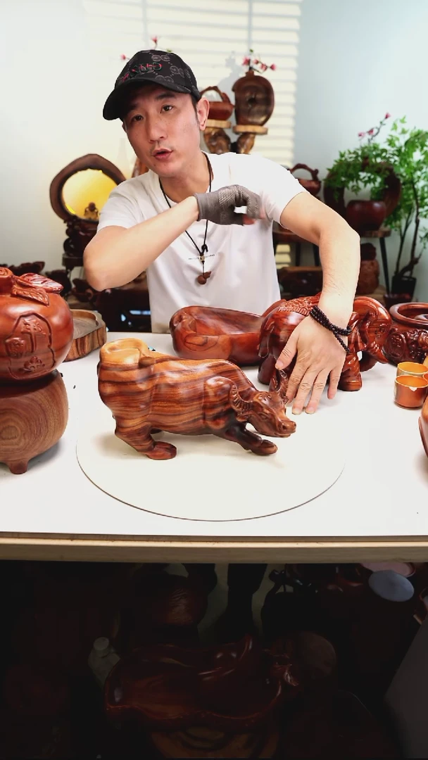 木香樟木摆件/牛