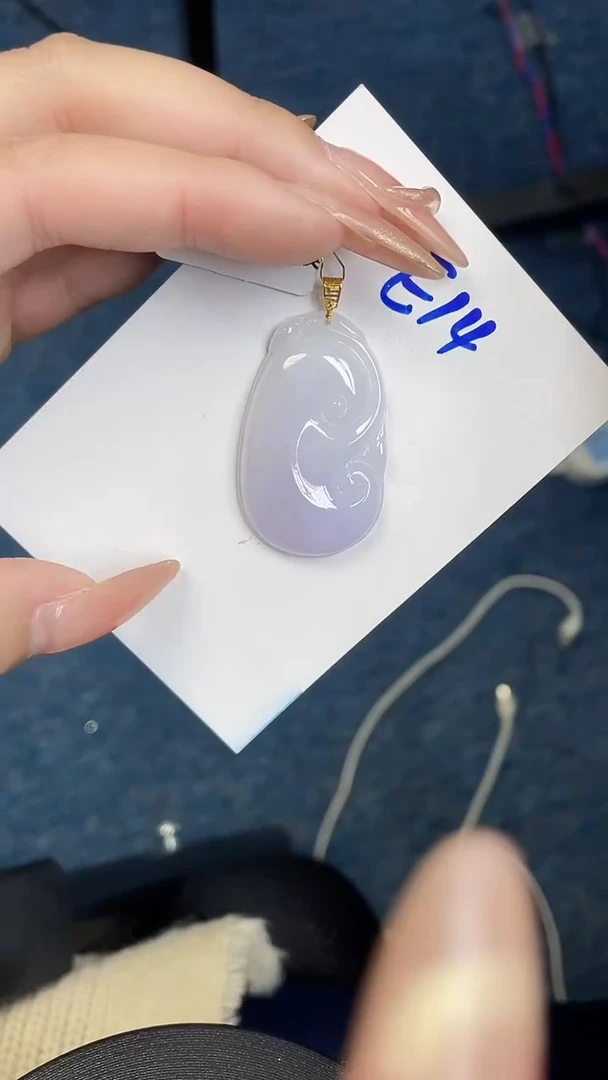 【闪购商品】翡翠颈饰18K金镶嵌00000000