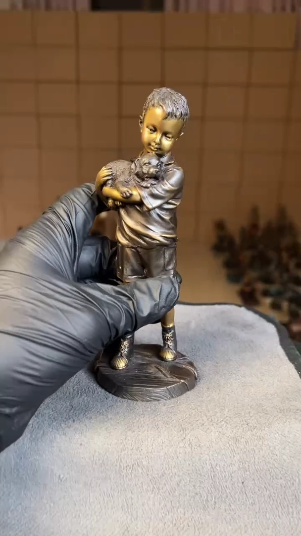 精铜材质精美雕塑