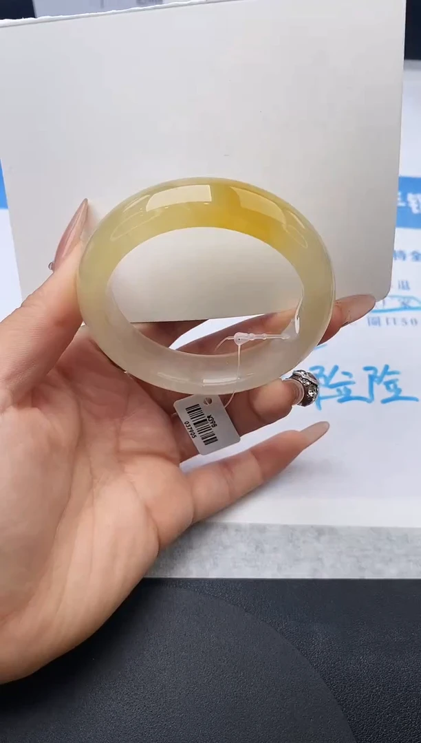 未镶嵌手镯石英质玉w75-HB53+