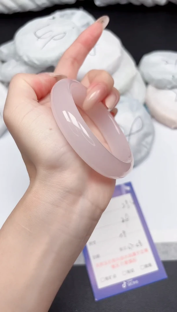 未镶嵌手镯石英质玉284-58