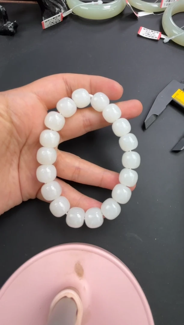 手串未镶嵌和田玉天泰微色差卡12手串m