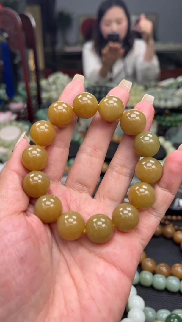 【闪购商品】和田玉手串未镶嵌新疆且末黄金糖卡15