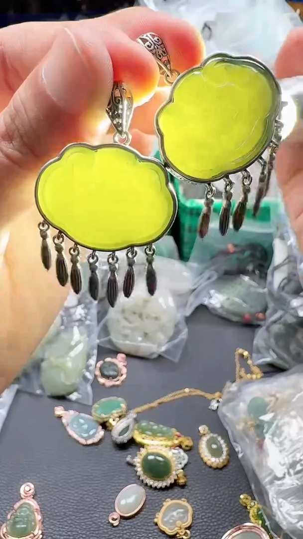 和田玉银S925镶嵌颈饰129