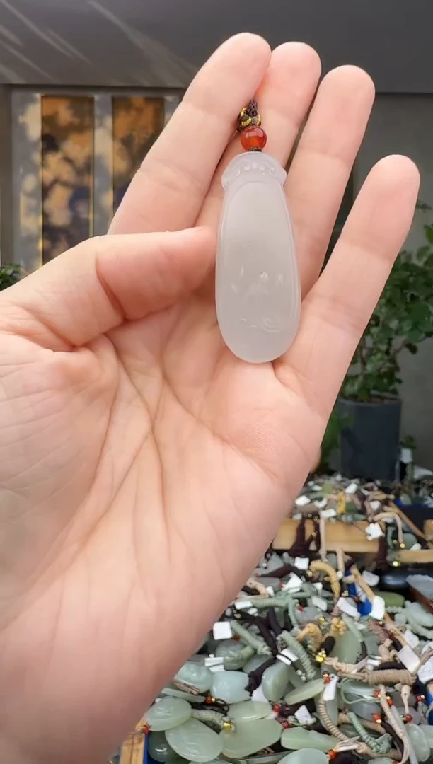 未镶嵌和田玉挂件拍一发一