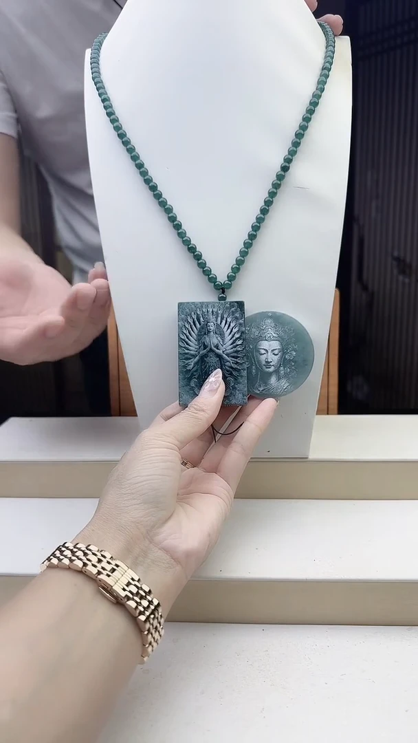 颈饰未镶嵌翡翠多样性发其一