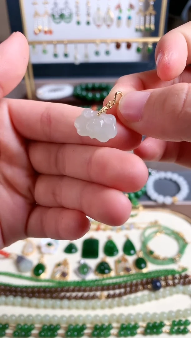 吊坠(不含链)银S925镶嵌和田玉1