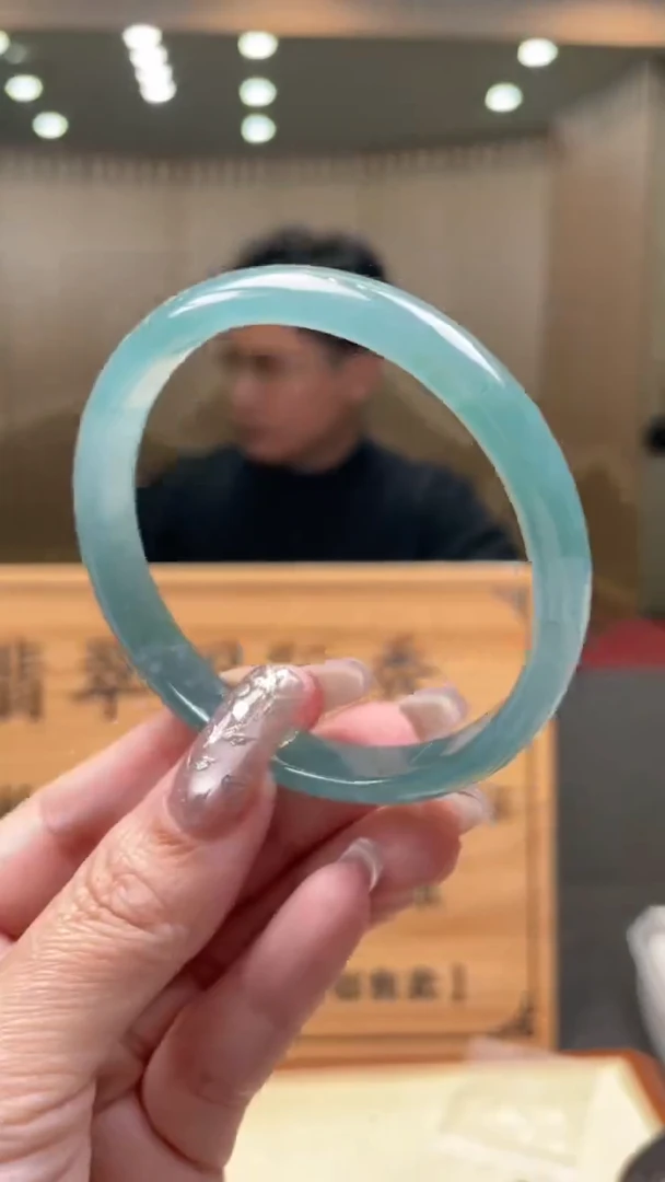 【闪购商品】翡翠手镯未镶嵌      *293