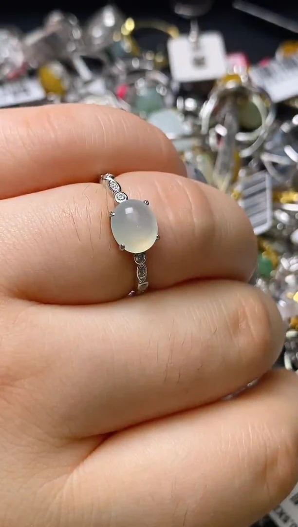 银S925镶嵌戒指翡翠百内无证书