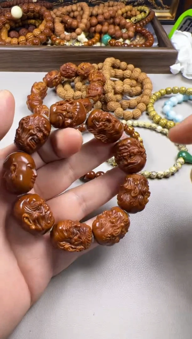手串橄榄核手工雕刻手串0011225588899