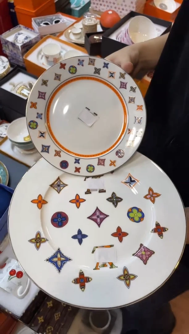 杯鸿辉家品牌瓷器，京东包邮！