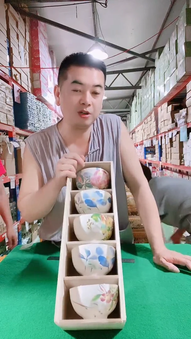 瓷片碗碟好物一件不留@@1