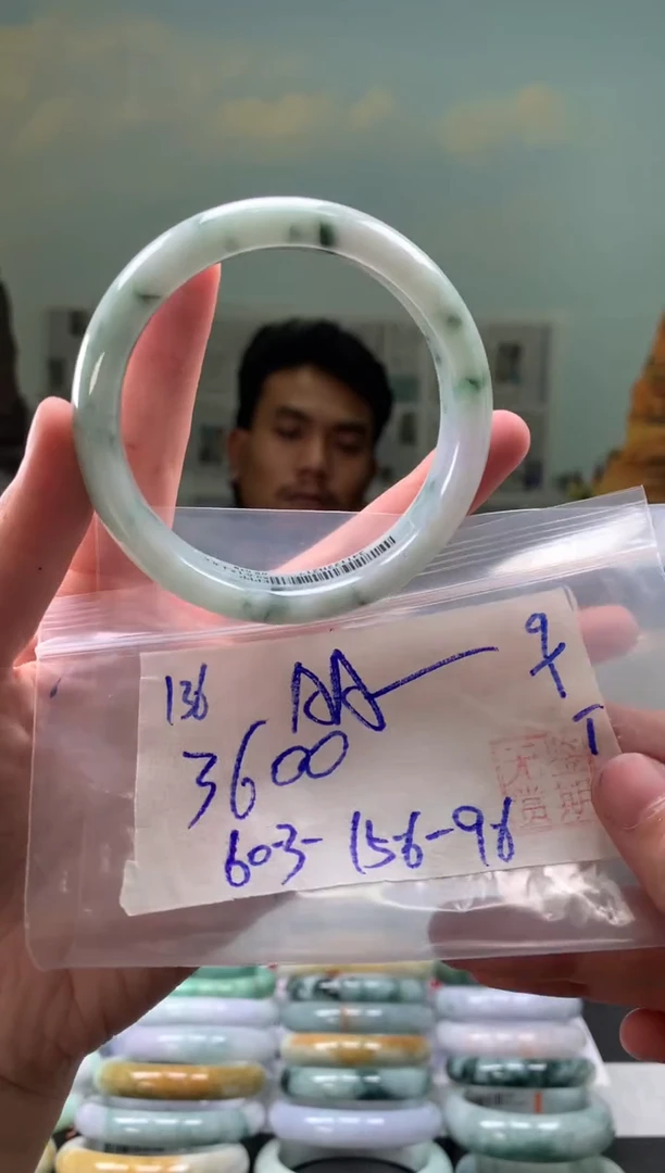 未镶嵌手镯翡翠A***H翡翠手镯 下单联系小耳机#136