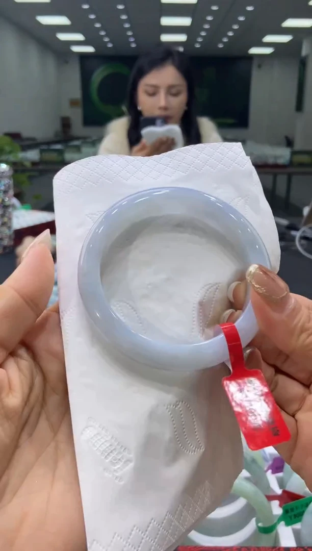 未镶嵌手镯翡翠00008008