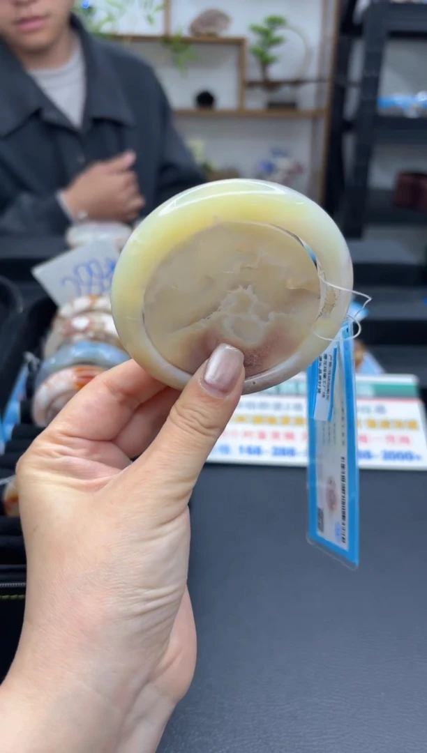 【闪购商品】石英质玉手镯未镶嵌C867(56圈赠送镯心)