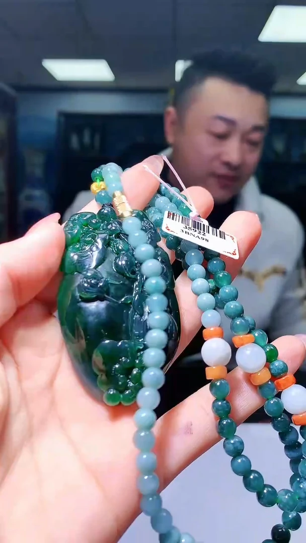 【闪购商品】定制翡翠未镶嵌1052hm-毛货挂件(赠珠链）35