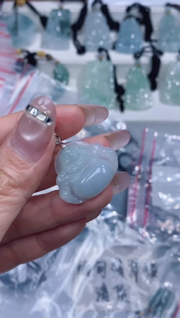 颈饰银S925镶嵌翡翠吊坠